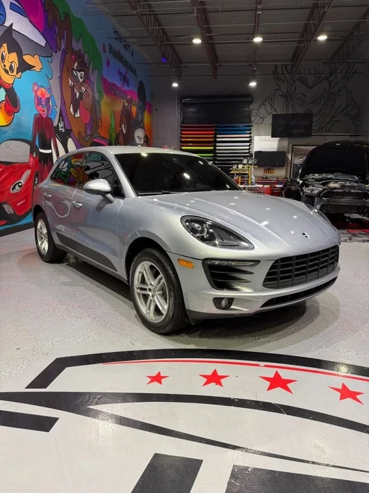 2021 Porsche Macan - Image 6 of 20