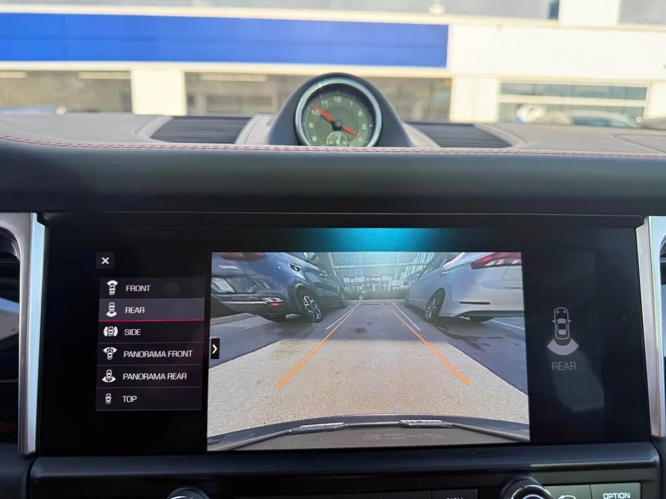 2021 Porsche Macan S - Image 11 of 13