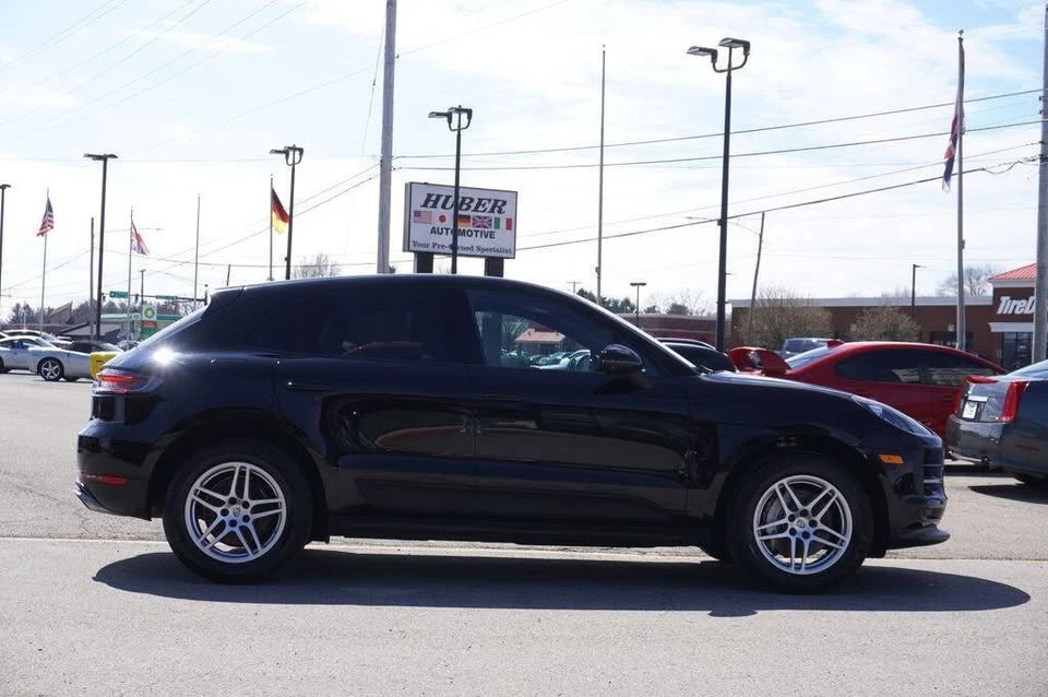 2021 Porsche Macan Turbo - Image 8 of 20