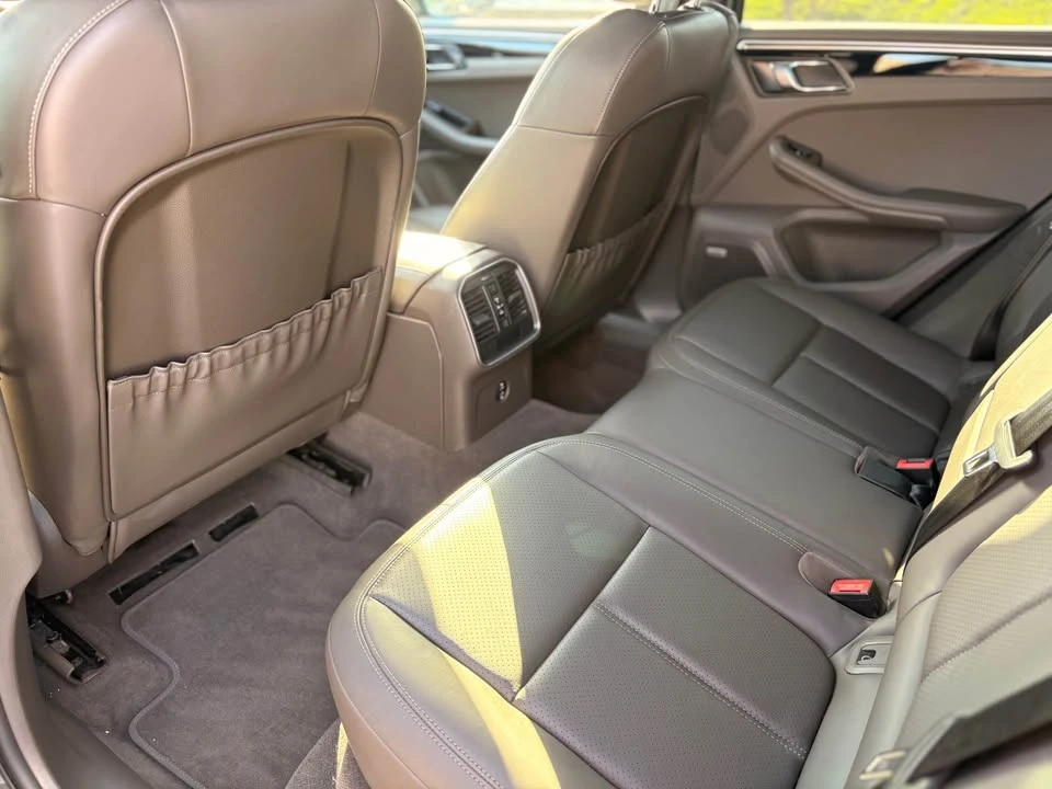 2021 Porsche Macan - Image 6 of 6