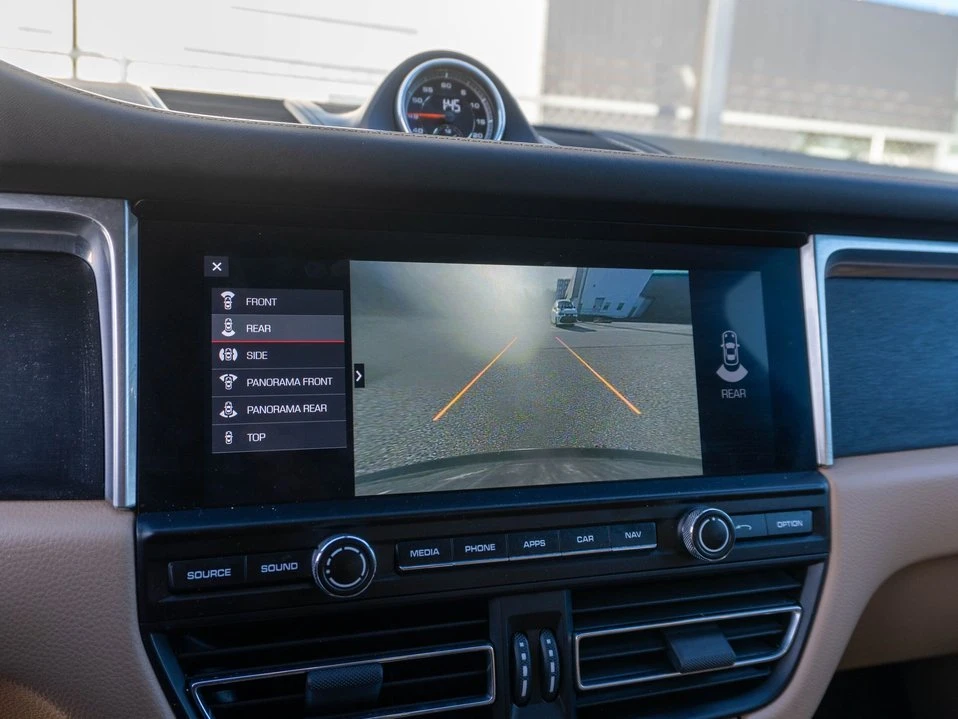 2021 Porsche Macan GTS - Image 17 of 19
