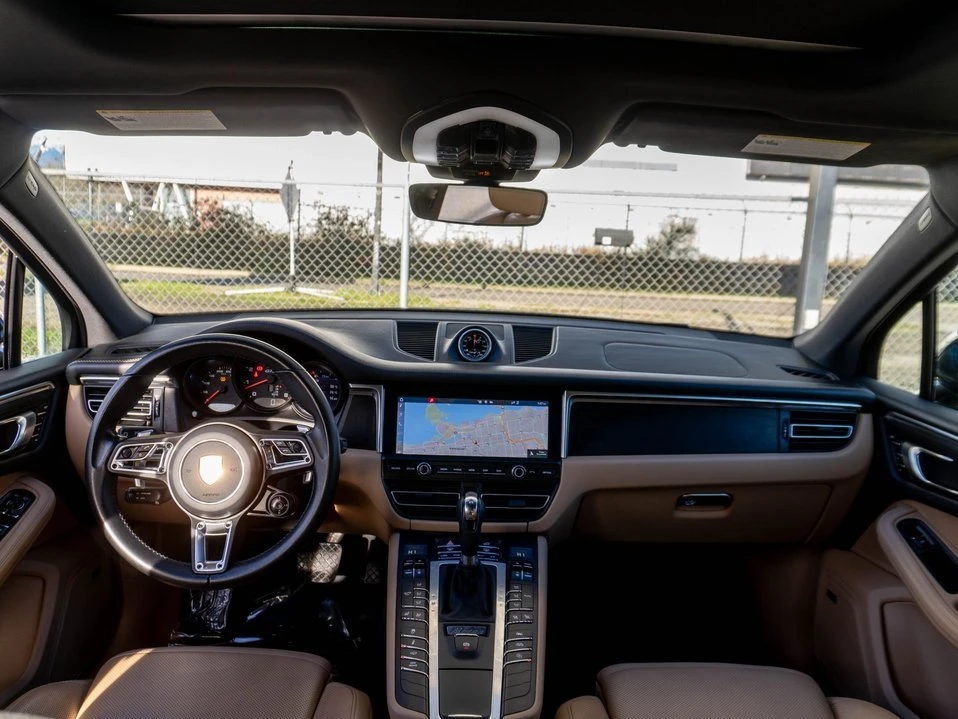 2021 Porsche Macan GTS - Image 16 of 19