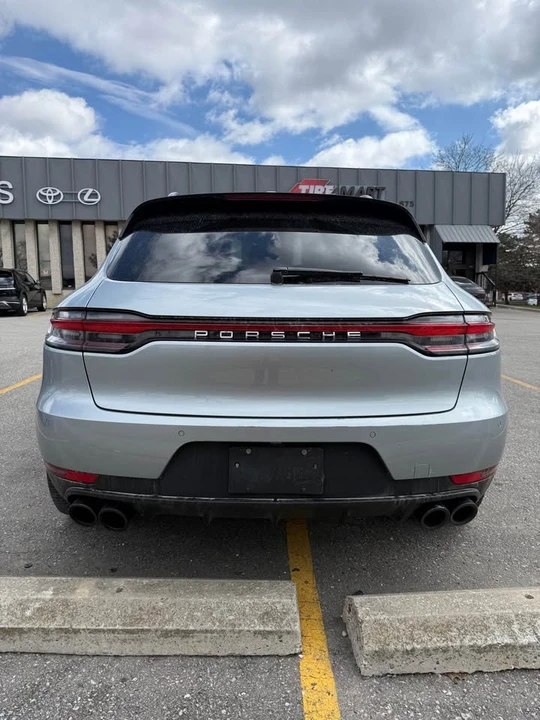2021 Porsche Macan - Image 4 of 12