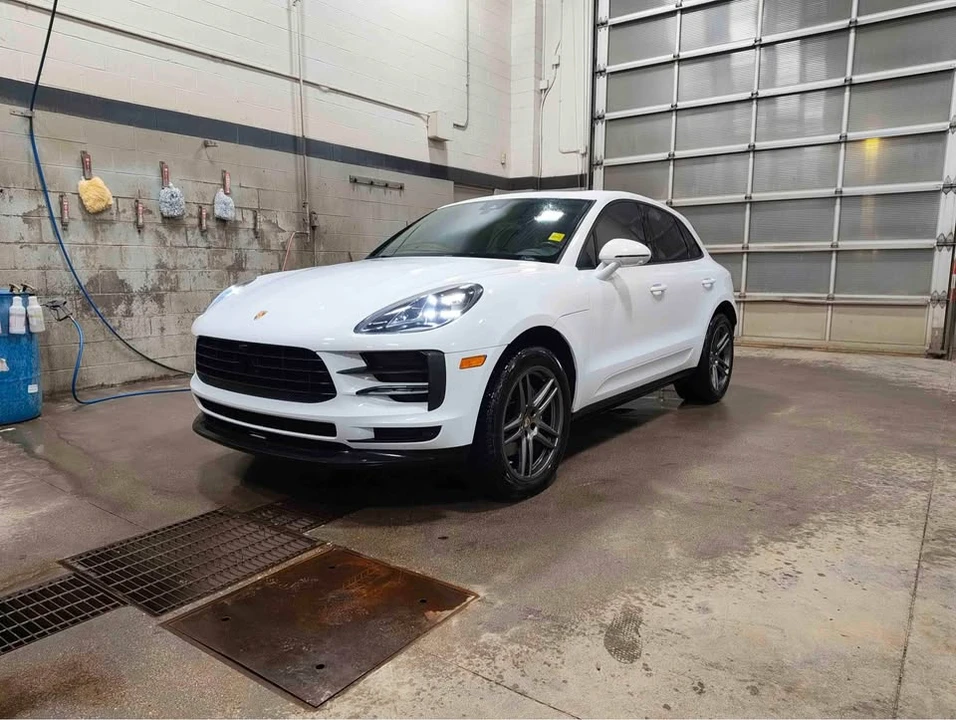 2021 Porsche Macan - Image 2 of 6