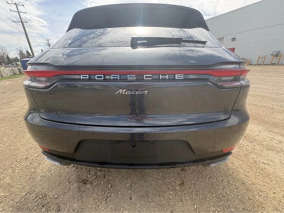 2021 Porsche Macan - Image 7 of 18