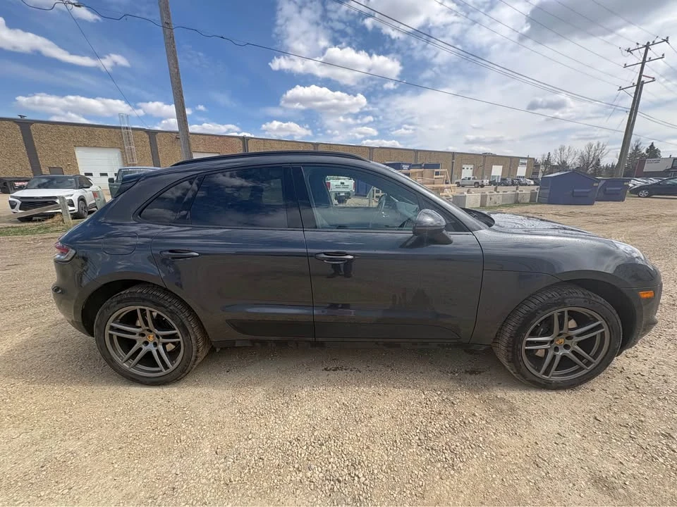 2021 Porsche Macan - Image 5 of 18