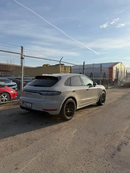 2021 Porsche Macan - Image 3 of 7