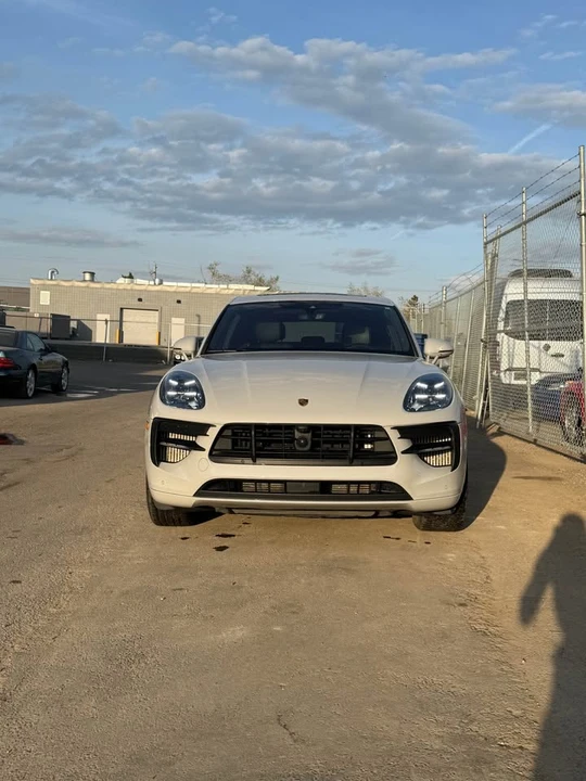 2021 Porsche Macan - Image 4 of 7