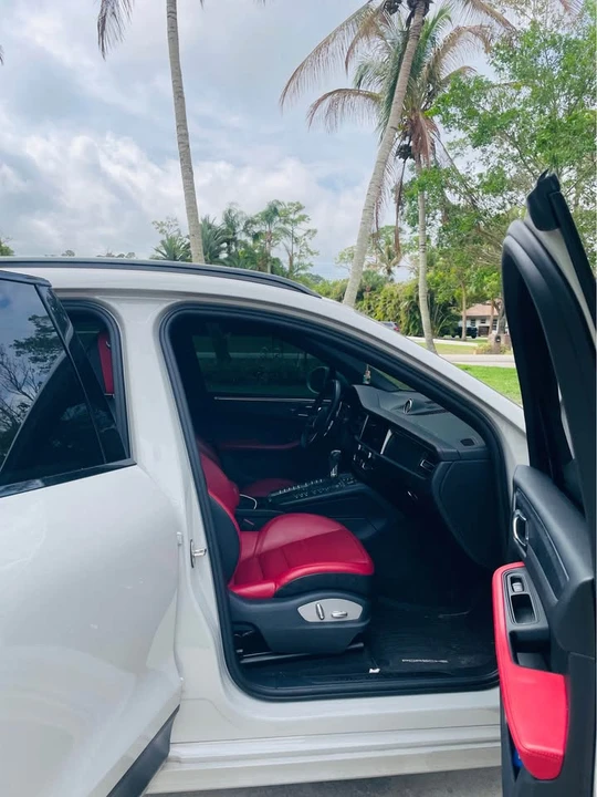 2021 Porsche Macan GTS - Image 10 of 19