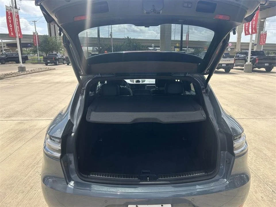 2021 Porsche Macan GTS - Image 19 of 19