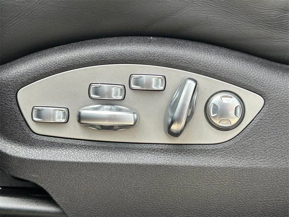 2021 Porsche Macan GTS - Image 17 of 19