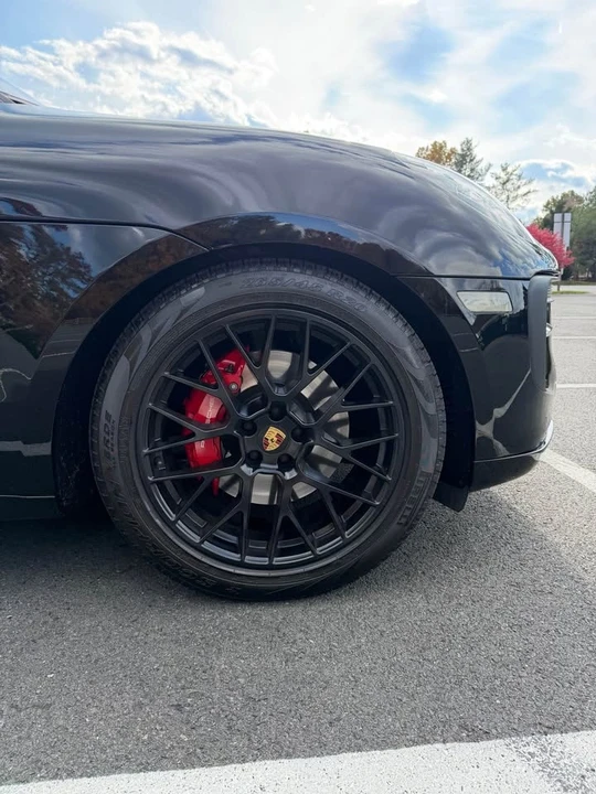 2021 Porsche Macan GTS - Image 11 of 18