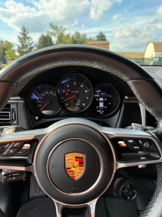 2021 Porsche Macan GTS - Image 14 of 18