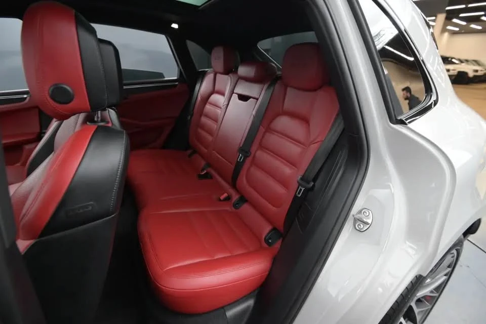 2021 Porsche Macan GTS - Image 10 of 16