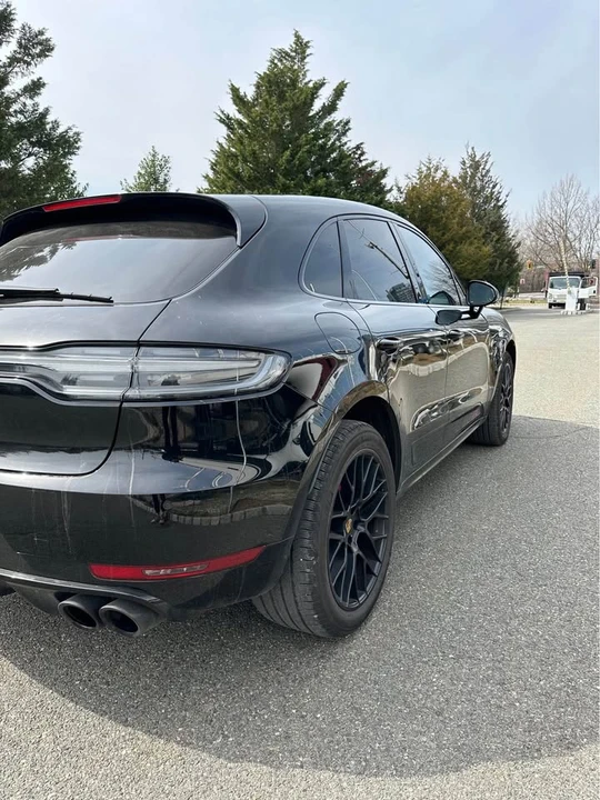 2021 Porsche Macan GTS - Image 4 of 9