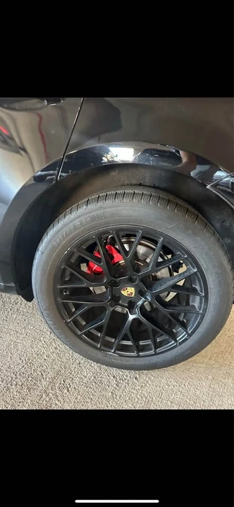 2021 Porsche Macan GTS - Image 8 of 9