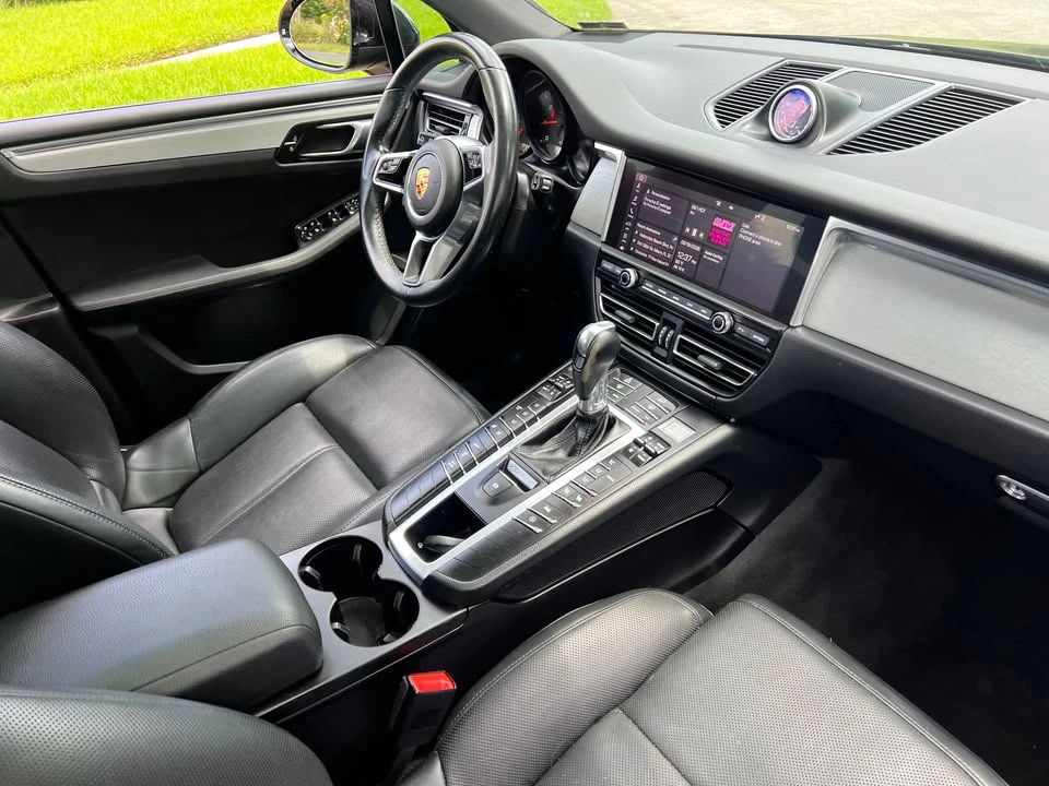 2021 Porsche Macan - Image 7 of 18