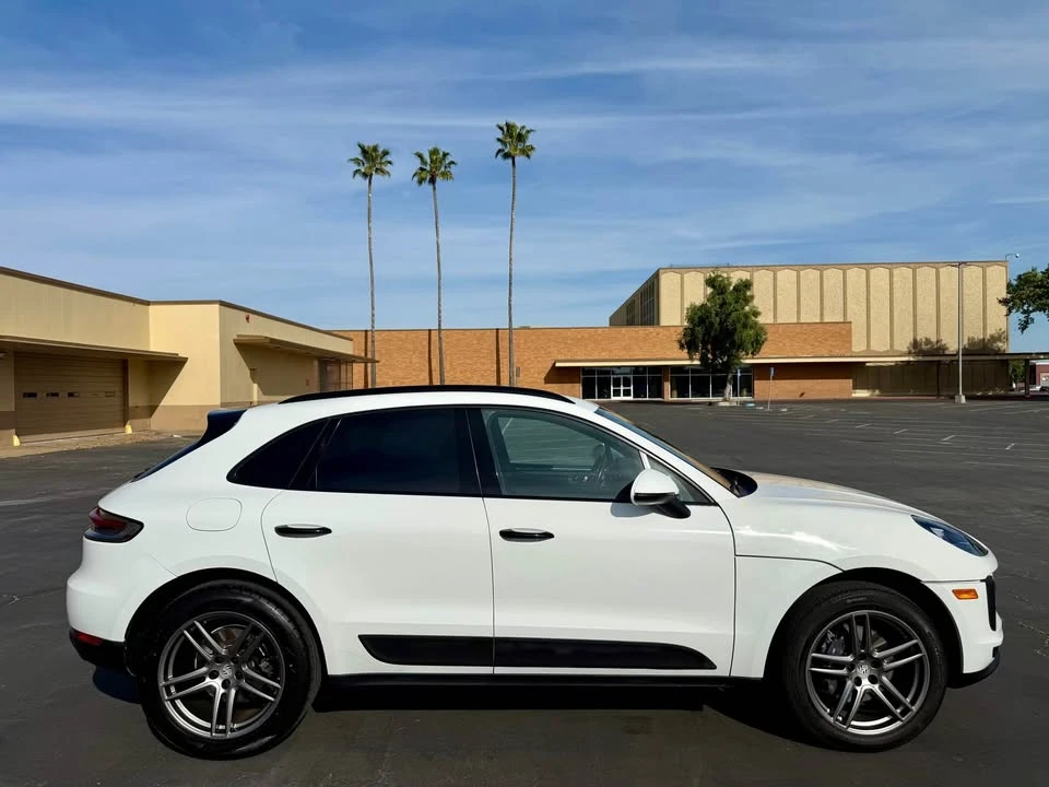 2021 Porsche Macan - Image 8 of 19