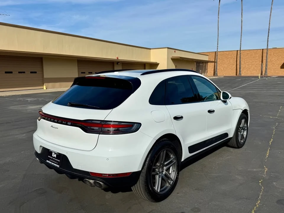 2021 Porsche Macan - Image 7 of 19