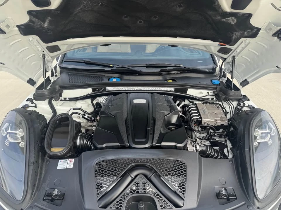 2021 Porsche Macan S - Image 12 of 14