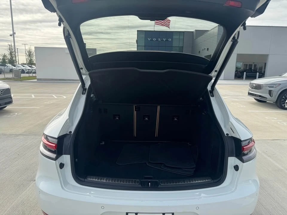 2021 Porsche Macan S - Image 10 of 14