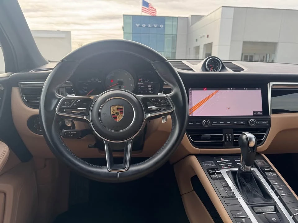 2021 Porsche Macan S - Image 9 of 14