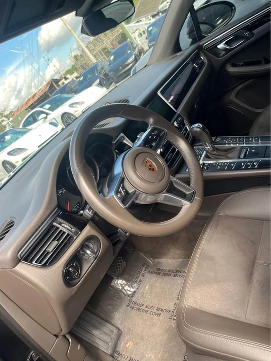 2021 Porsche Macan S - Image 4 of 5