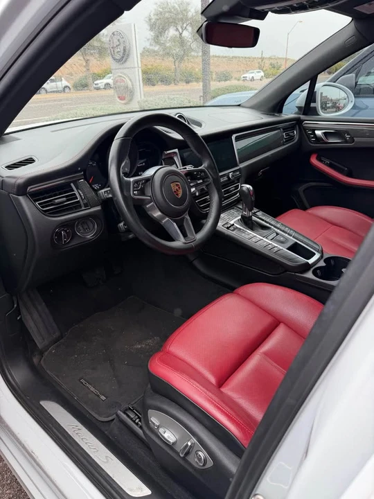 2021 Porsche Macan S - Image 8 of 13