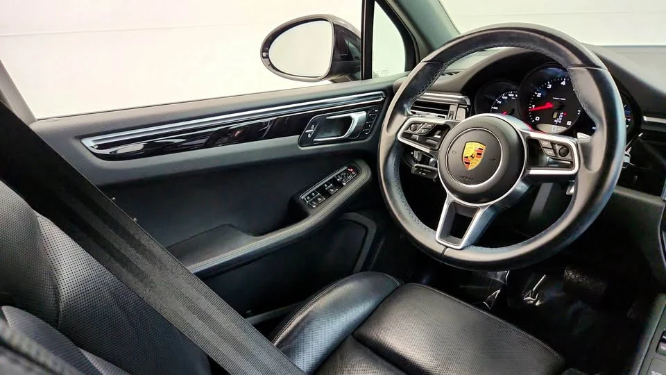 2021 Porsche Macan S - Image 14 of 18