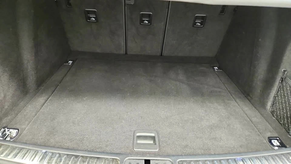 2021 Porsche Macan S - Image 17 of 18