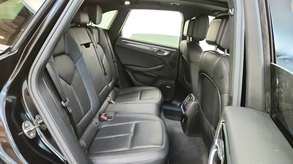 2021 Porsche Macan S - Image 16 of 18