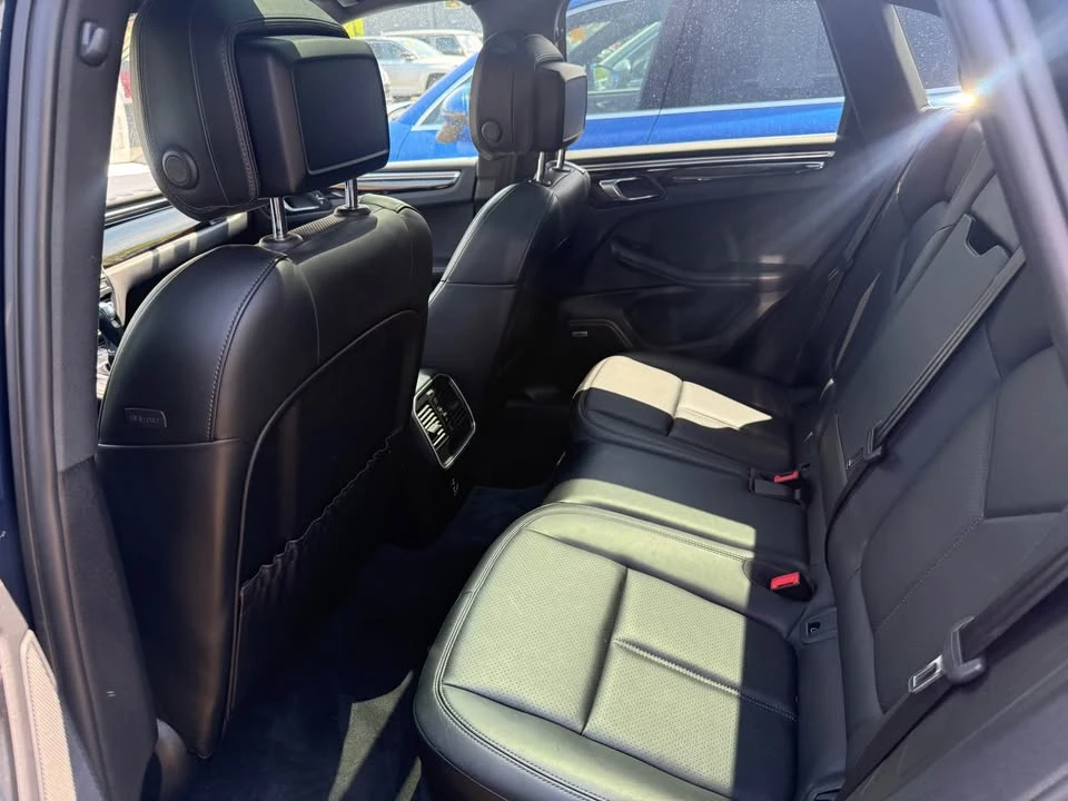 2021 Porsche Macan S - Image 9 of 12