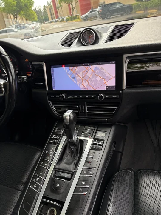 2021 Porsche Macan S - Image 5 of 11