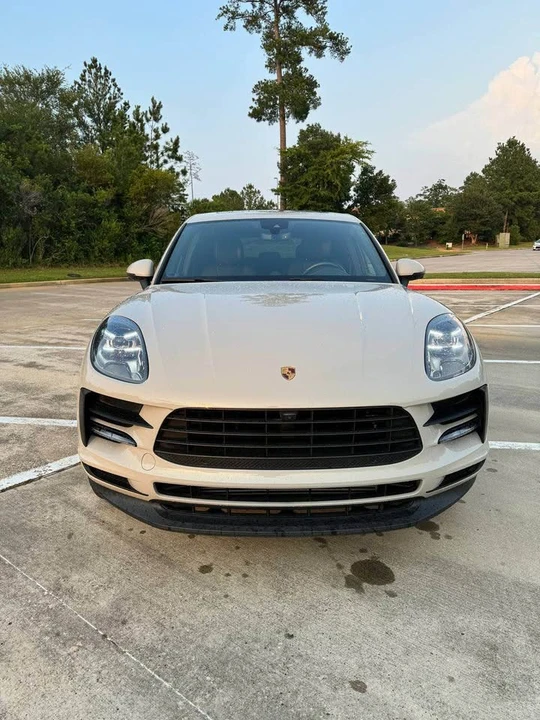 2021 Porsche Macan - Image 2 of 14
