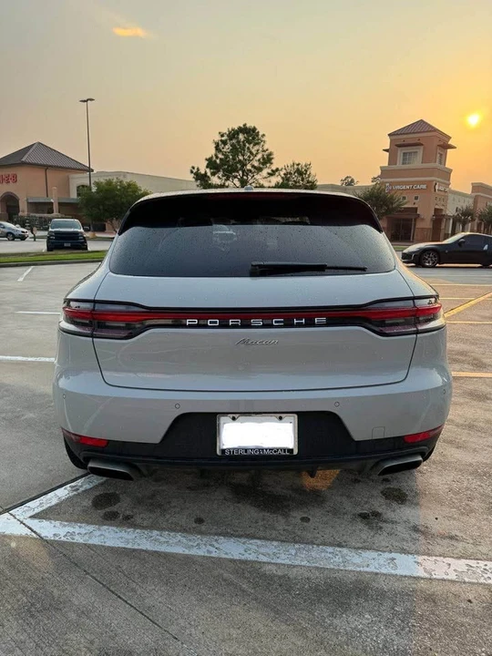 2021 Porsche Macan - Image 6 of 14