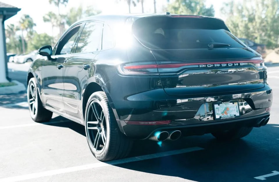 2021 Porsche Macan - Image 13 of 20