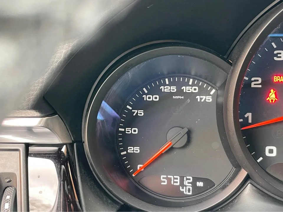 2021 Porsche Macan - Image 19 of 19