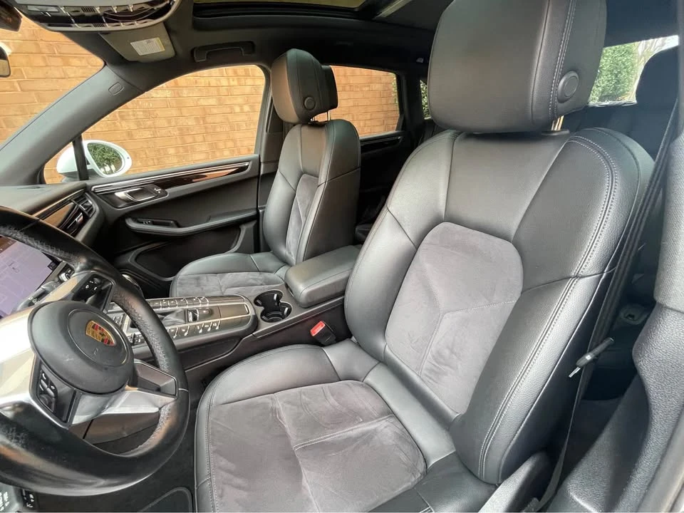 2021 Porsche Macan - Image 10 of 19