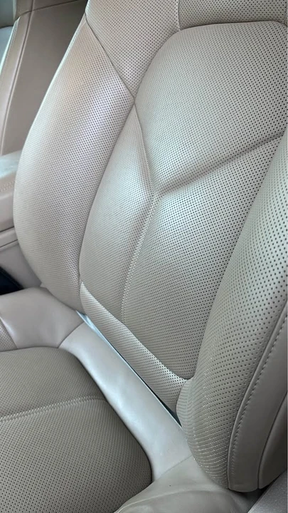 2021 Porsche Macan - Image 9 of 11