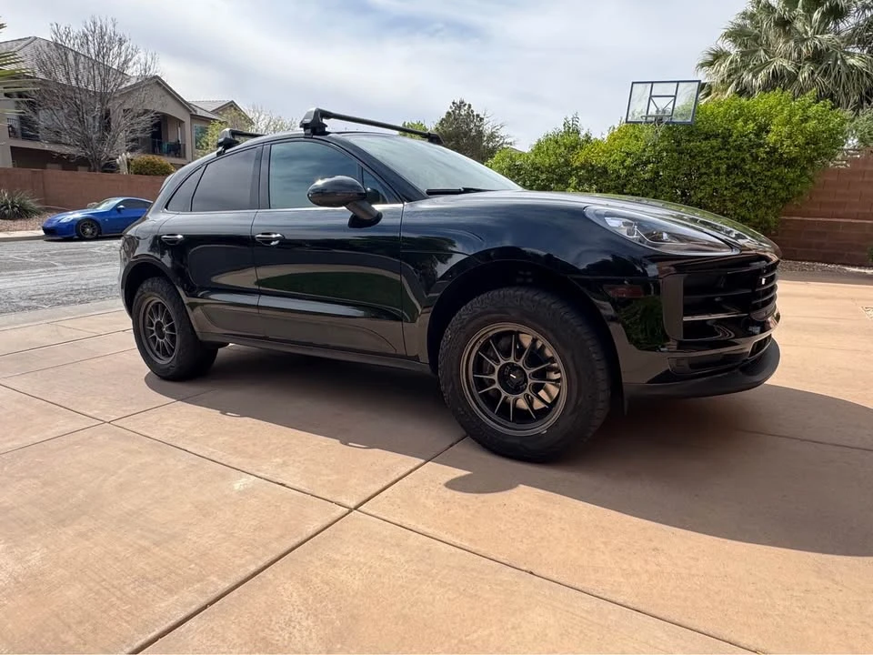 2021 Porsche Macan - Image 4 of 12