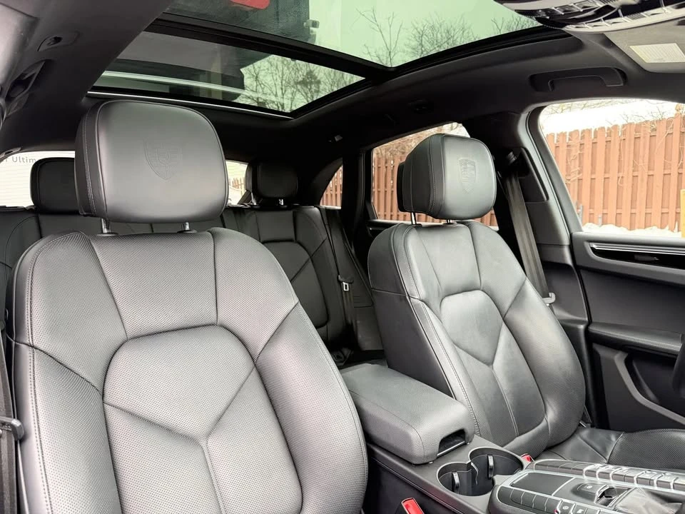 2021 Porsche Macan - Image 6 of 9