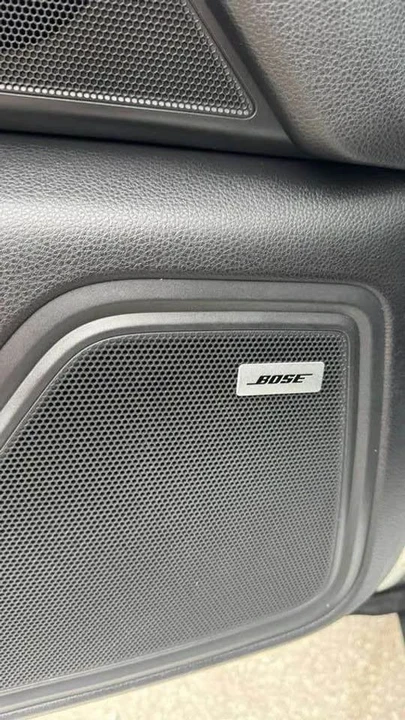 2021 Porsche Macan - Image 6 of 15