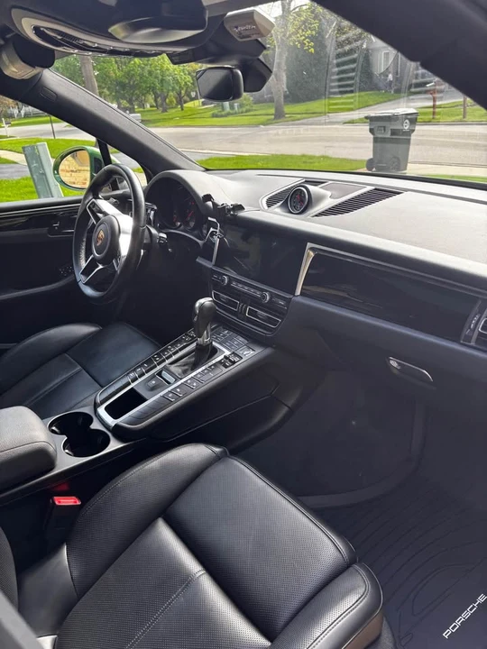 2021 Porsche Macan - Image 6 of 19
