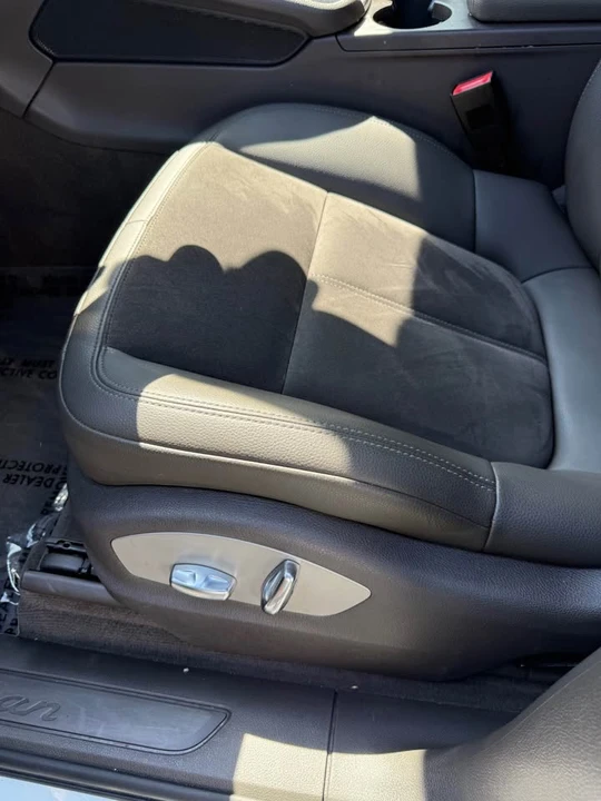 2021 Porsche Macan - Image 11 of 11
