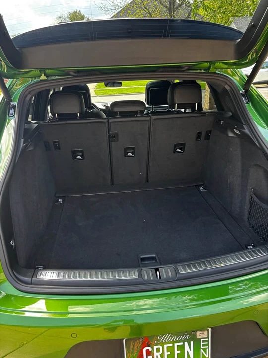 2021 Porsche Macan - Image 8 of 19