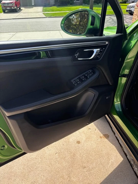2021 Porsche Macan - Image 19 of 19