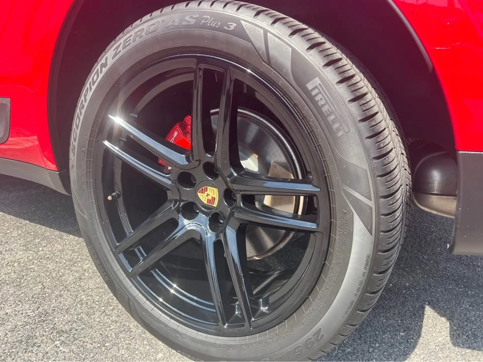 2021 Porsche Macan Turbo - Image 4 of 6