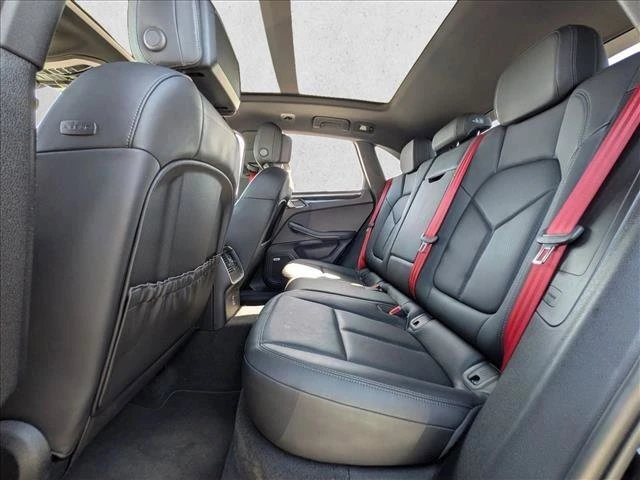 2021 Porsche Macan - Image 15 of 17