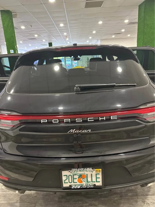 2021 Porsche Macan - Image 6 of 8