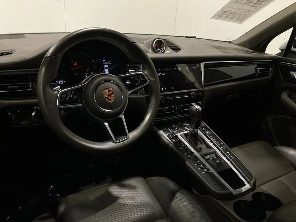 2021 Porsche Macan - Image 14 of 20